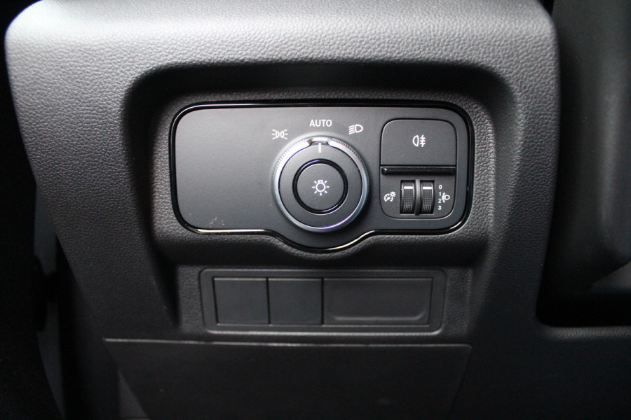 Mercedes-Benz Citan 108 CDI L1 Base Trekhaak, Audio Dab, parkeerhulp