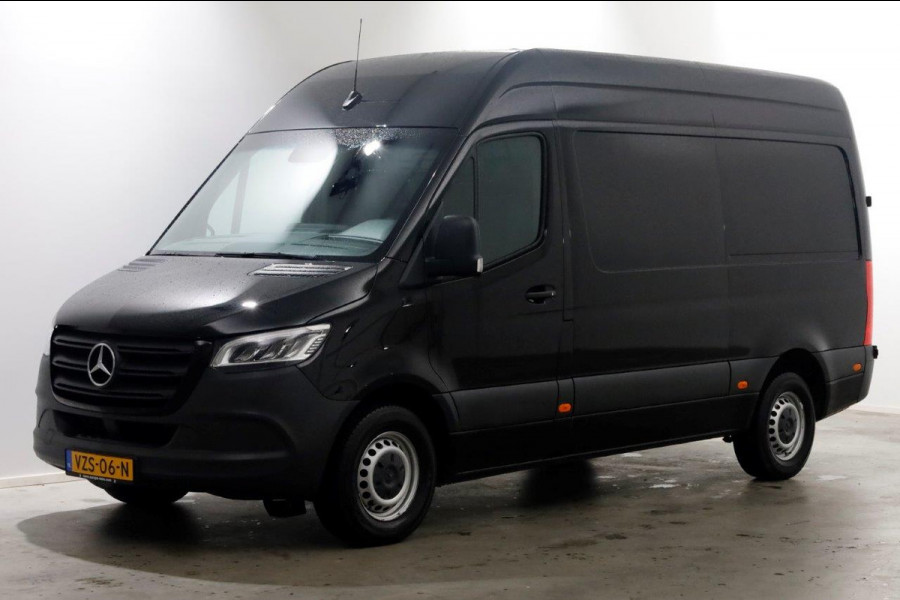 Mercedes-Benz Sprinter 316 CDI 163pk L2H2 RWD Airco/LED/Trekhaak 3500kg 03-2020