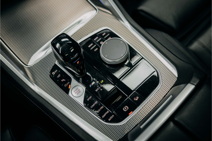 BMW X6 M50i High Executive | M Aerodynamica | Elektrisch uitklapbare trekhaak | Head-up Display|