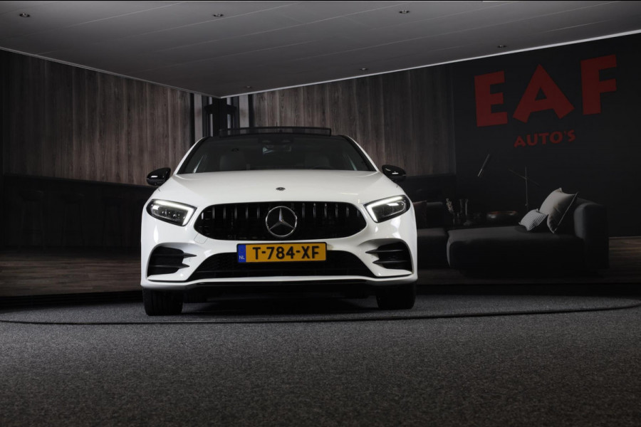 Mercedes-Benz A-Klasse 250 e AMG Line / AUT / Digital Cockpit / Memory / Head Up / ACC / Sfeerverlichting / Camera / Pano