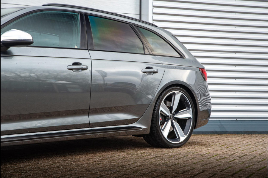 Audi A4 Avant 2.9 TFSI RS 4 quattro Panodak B&O Carbon Leer DAB+ Ceramic Ambient HUD Memory Keyless