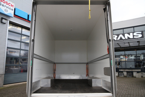 Fiat Ducato 2.3 MJ 180PK | Aut. | X-low | 450x213x253 | Laadklep | Camera | Clima..