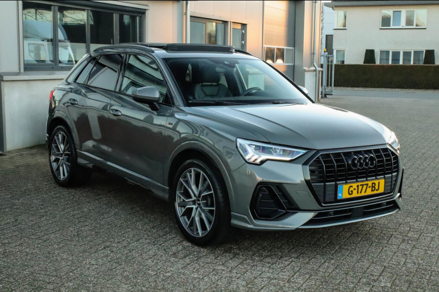 Audi Q3 35 TFSI 1.5TFSI S Line Pro Line S 150pk S-Tronic 1e|Panoramadak|Virtual Cockpit|LED Matrix|Leder|B&O|20inch|Black|Trekhaak