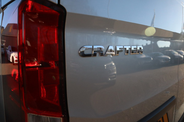 Volkswagen Crafter 30 2.0 TDI L3H3 Highline Apple Carplay, Cruise, Trekhaak, Airco