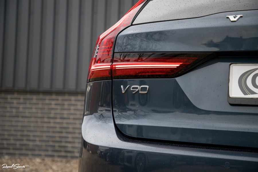 Volvo V90 2.0 T6 AWD R-Design | Google | Panorama | Adaptieve cruise |