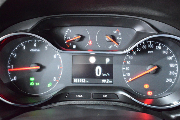 Opel Grandland X 1.2 Turbo Ultimate 130pk AUTOMAAT | CRUISECONTROL | NAVIGATIE | CARPLAY | ACHTERUITRIJCAMERA MET SENSOREN | WINTERPAKKET | E.C.C. | 33.951km
