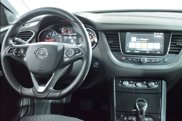 Opel Grandland X 1.2 Turbo Ultimate 130pk AUTOMAAT | CRUISECONTROL | NAVIGATIE | CARPLAY | ACHTERUITRIJCAMERA MET SENSOREN | WINTERPAKKET | E.C.C. | 33.951km