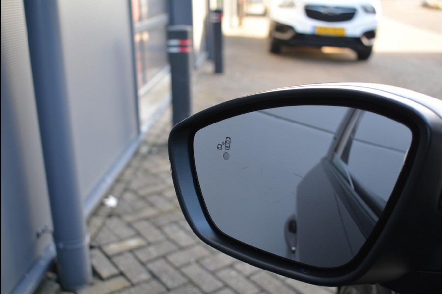 Peugeot 208 1.2 TURBO 100pk GT Panoramadak | Navigatie | Apple Carplay/Android Auto | Bluetooth | Achteruitrijcamera