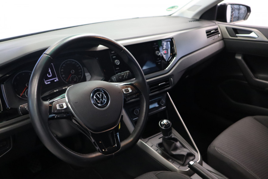 Volkswagen Polo 1.0 TSI Comfortline Business Adaptive-Cruise Navigatie Lmv