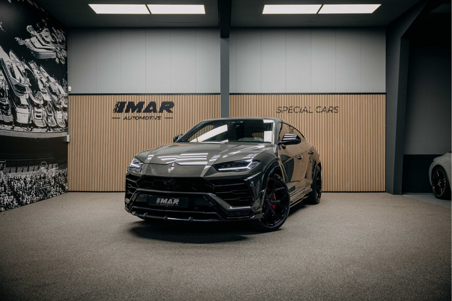 Lamborghini Urus Urban 4.0 V8 Urus Full Urban Pack met Novitec Wheels and Exhaust!