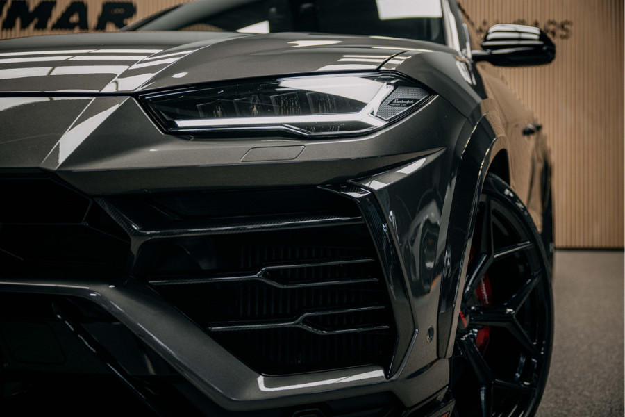 Lamborghini Urus Urban 4.0 V8 Urus Full Urban Pack met Novitec Wheels and Exhaust!