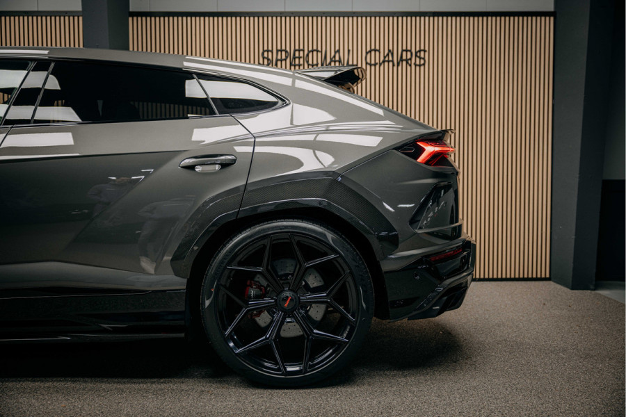 Lamborghini Urus Urban 4.0 V8 UNIEK!!! Urus Full Urban Pack met Novitec Wheels and Exhaust!!!!!