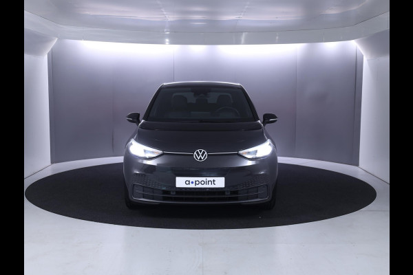 Volkswagen ID.3 Life 58 kWh 150kw | Navi| 18'LM-velgen| alarm| verwarmd stuur en -stoelen| LED| Camera