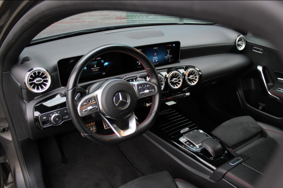 Mercedes-Benz A-Klasse 200 Premium Plus