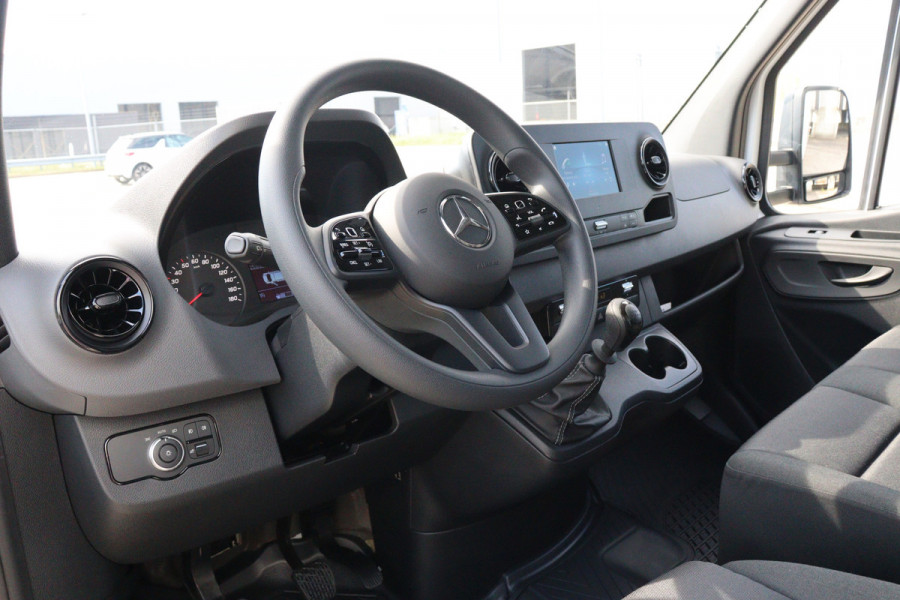 Mercedes-Benz Sprinter 319 1.9 CDI Bakwagen | Meubelbak | Led koplampen | 684km | 24 maanden Certified garantie