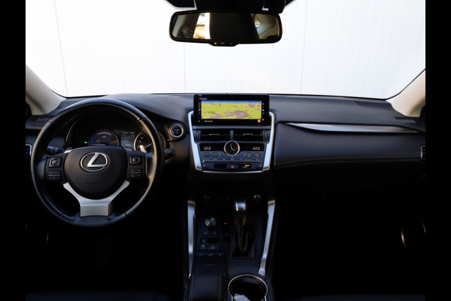 Lexus NX 300h AWD Premium | Panoramadak | Premium Navi | Stoelverwarming