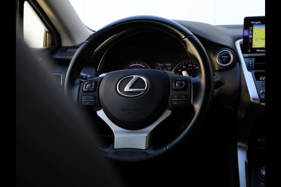 Lexus NX 300h AWD Premium | Panoramadak | Premium Navi | Stoelverwarming