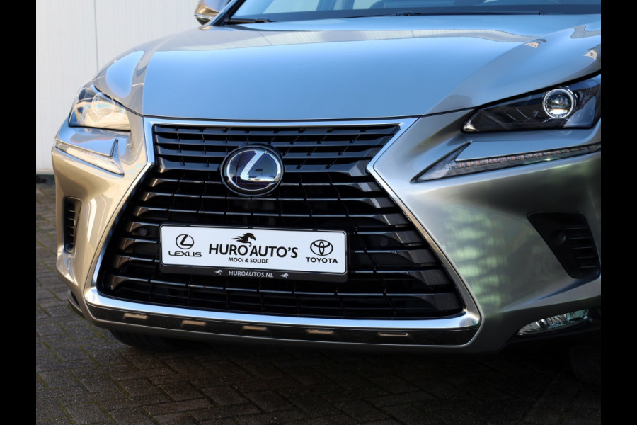 Lexus NX 300h AWD Luxury | Panoramadak | Premium Navi | Stoelverwarming