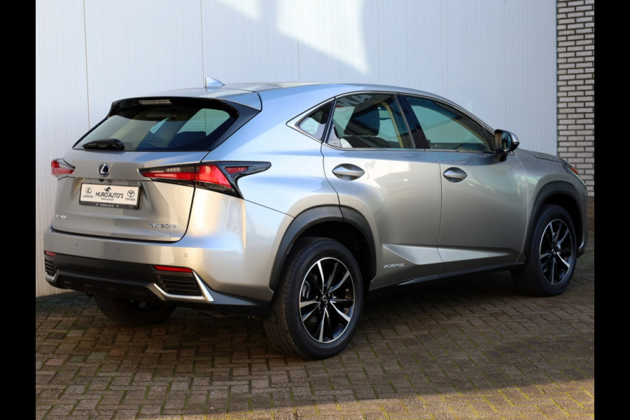 Lexus NX 300h AWD Premium | Panoramadak | Premium Navi | Stoelverwarming