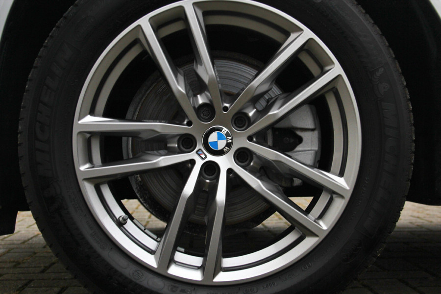 BMW X3 xDrive20i BTW | M-sport | Trekhaak | Zonnerollo | Nieuwstaat