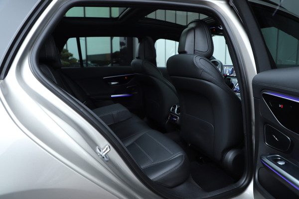 Mercedes-Benz C-Klasse Estate 300e AMG Aut9 313PK | Head-up | Keyles-go | ACC | Massage | Pano | Sfeerverlichting | Leder | Memory | 2022.