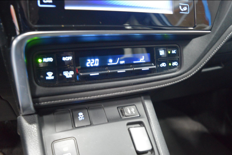 Toyota Auris 1.8 Hybrid Dynamic Go Navi | Clima | Camera | Cruise