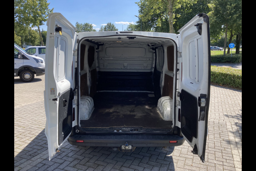 Nissan NV300 1.6 dCi 120 L2H1 Optima 120pk/88kW 6-bak | Renault Trafic | Trekhaak | Navigatie Pakket | Camera | Cruise | PDC | Laadruimtebescherming | etc. etc.