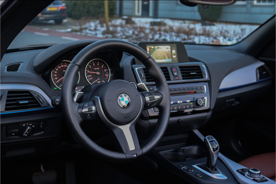 BMW 2 Serie M240i M-Sport 340pk **Camera/Leder/Xenon**