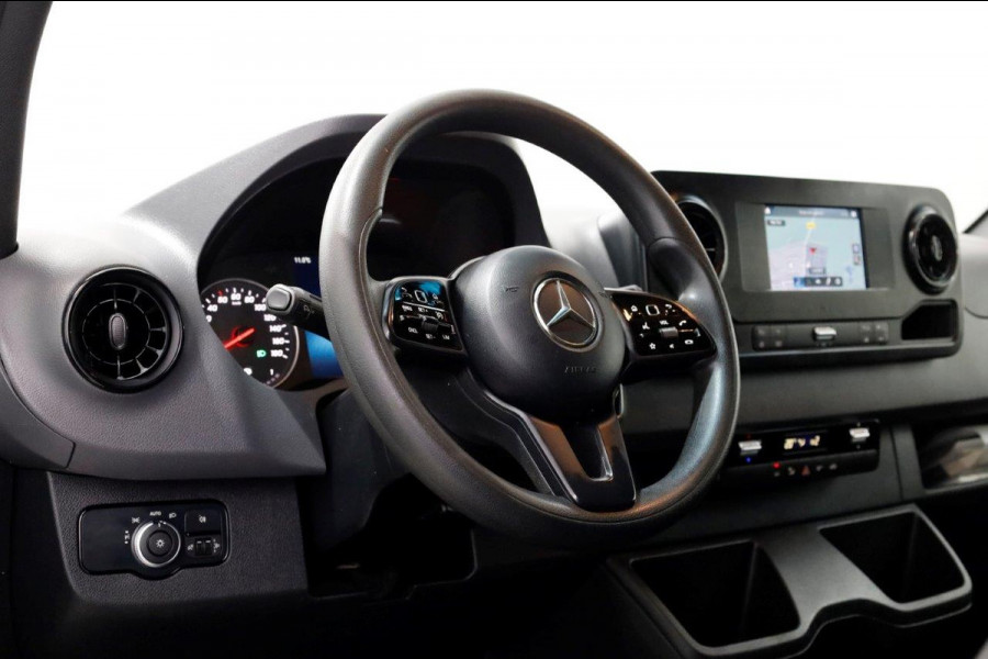 Mercedes-Benz Sprinter 316 CDI 163pk L2H2 RWD 7G Automaat Navi/Camera Trekhaak 2800kg 11-2018