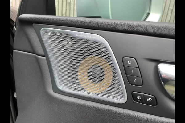 Volvo XC60 T8 R-Design Bowers&Wilkins Luchtvering Head-up