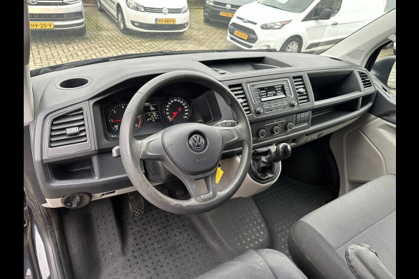 Volkswagen Transporter 2.0 TDI 102PK EURO6 L2H1 Trekhaak/ airconditioning/parkeersensoren