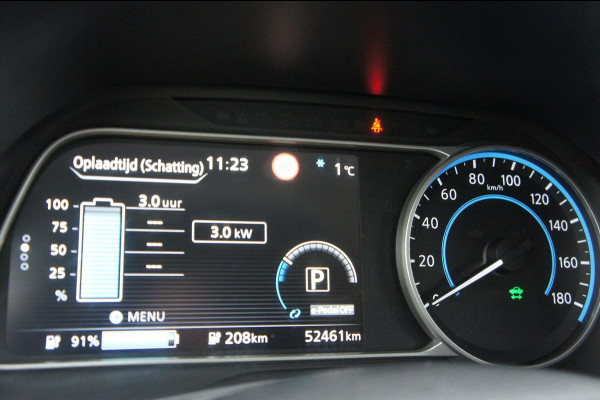 Nissan Leaf 40 kWh Camera|Navigatie|Stoel-Stuurverwarming