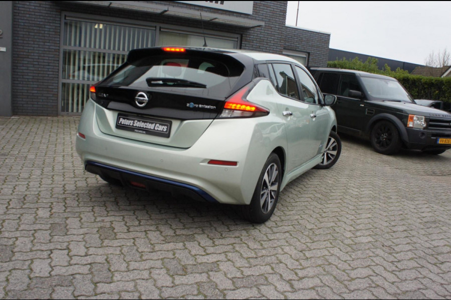 Nissan Leaf 40 kWh Camera|Navigatie|Stoel-Stuurverwarming