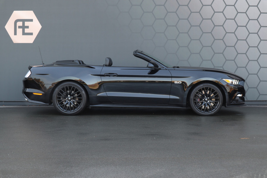 Ford Mustang Convertible 5.0 V8 GT | STOELKOELING/VERWARMING | BLACK PACK | CAMERA | CRUISE CONTROL | XENON | DAB |