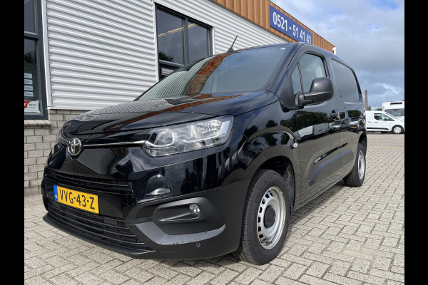 Toyota PROACE CITY 1.5 D-4D 102pk L1H1 Live / rijklaar € 19.950 ex btw / lease vanaf € 366 / direct leverbaar / fabrieksgarantie tot 28-04-2025 ! airco / cruise / Apple Carplay