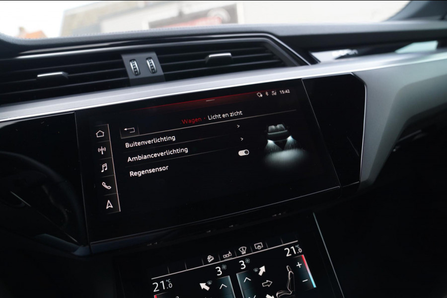 Audi e-tron E-tron 55 quattro advanced 95 kWh | MARGE GEEN BTW | Bang&Olufsen | Panorama | Head up display | 360 cam | 22 inch |