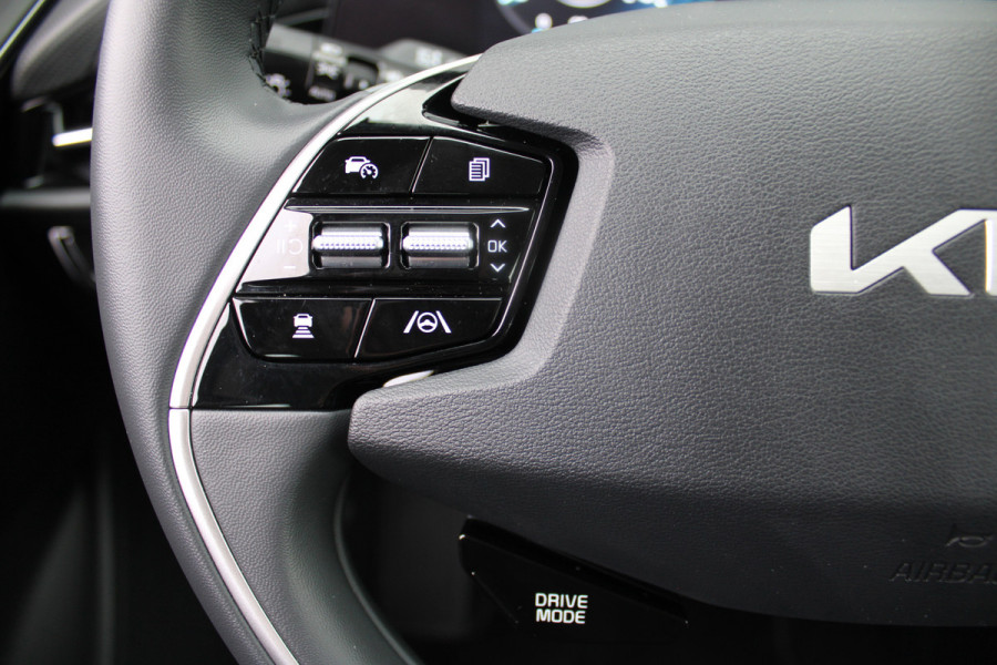 Kia Niro EV DynamicLine 64.8 kWh | Navi | Airco | Cruise | Camera | 17" LM |