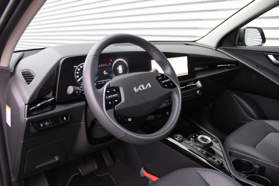 Kia Niro EV DynamicLine 64.8 kWh | Navi | Airco | Cruise | Camera | 17" LM |