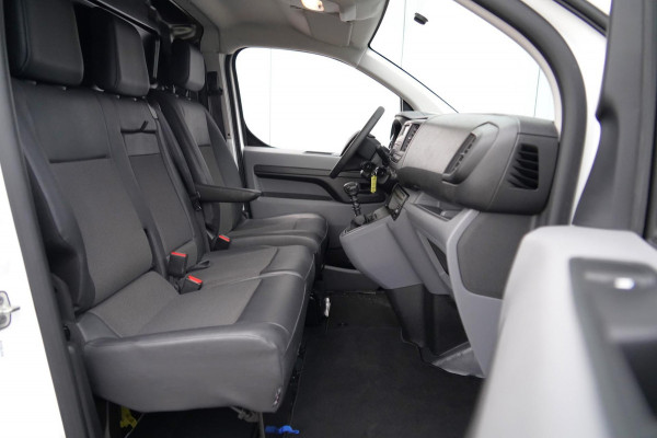 Toyota ProAce Worker 1.5 D-4D Cool Comfort Long / EX. BTW / 3 Zitpl. / 22dkm NAP / NL-Auto / Cruise