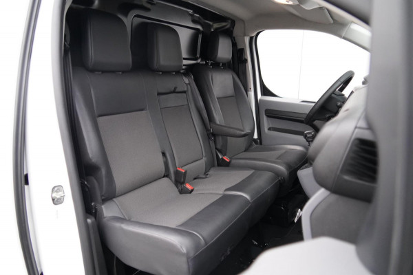 Toyota ProAce Worker 1.5 D-4D Cool Comfort Long / EX. BTW / 3 Zitpl. / 27dkm NAP / NL-Auto / Cruise