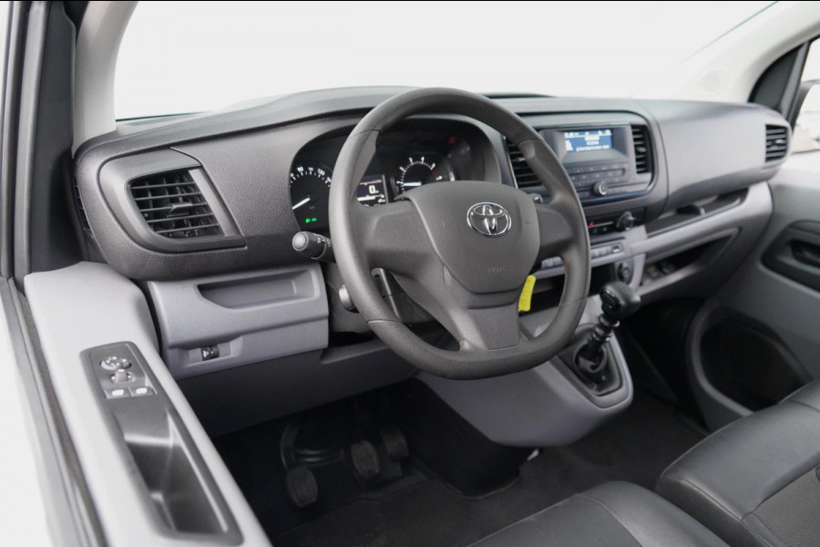Toyota ProAce Worker 1.5 D-4D Cool Comfort Long / EX. BTW / 3 Zitpl. / 27dkm NAP / NL-Auto / Cruise