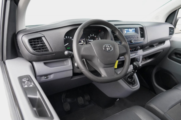 Toyota ProAce Worker 1.5 D-4D Cool Comfort Long / EX. BTW / 3 Zitpl. / 27dkm NAP / NL-Auto / Cruise