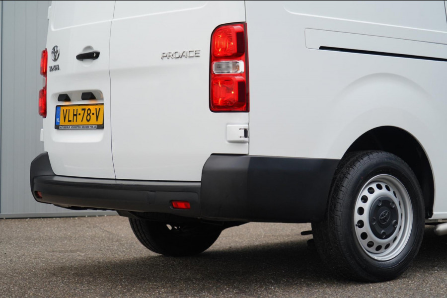 Toyota ProAce Worker 1.5 D-4D Cool Comfort Long / EX. BTW / 3 Zitpl. / 27dkm NAP / NL-Auto / Cruise
