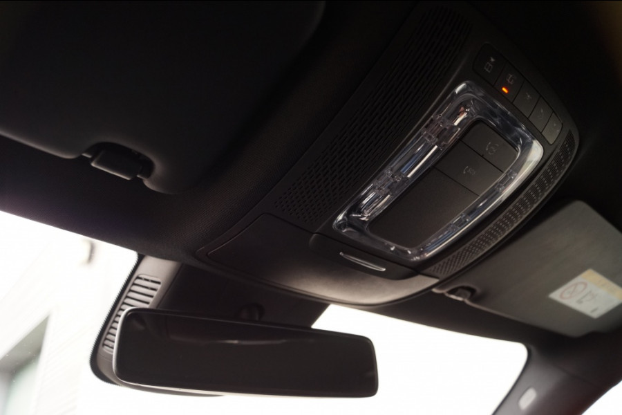 Mercedes-Benz A-Klasse 180d Automaat Business Solution -LED-ECC-DIGI-NAVI-