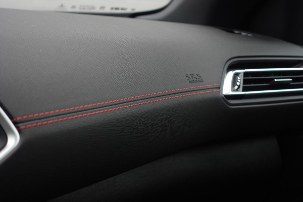 Peugeot 308 1.6 PureTech GTi 263 NAV | PANO | DENON-AUDIO | STOELVW+MASSAGE | NIEUWSTAAT!!!