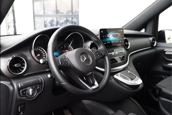 Mercedes-Benz V-Klasse 220d / Lang / AMG / DC / MBUX (apple car play) / Panorama / 2x Schuifdeur / Vol Opties / NIEUWSTAAT