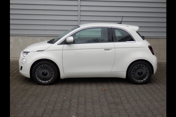Fiat 500E Business Launch Edition 42kWh 118PK | Excl. E 2000 subsidie, daa