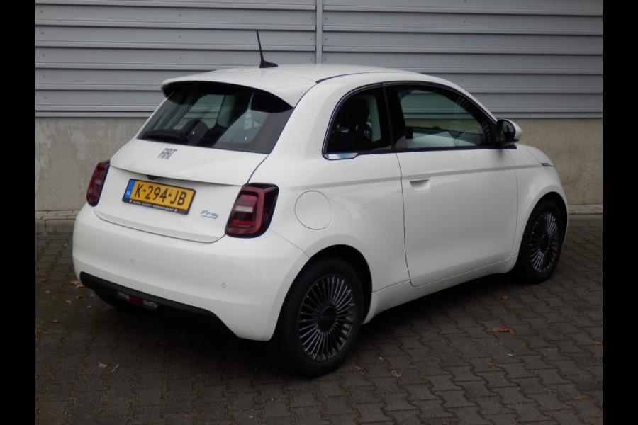 Fiat 500E Business Launch Edition 42kWh 118PK | Excl. E 2000 subsidie, daa