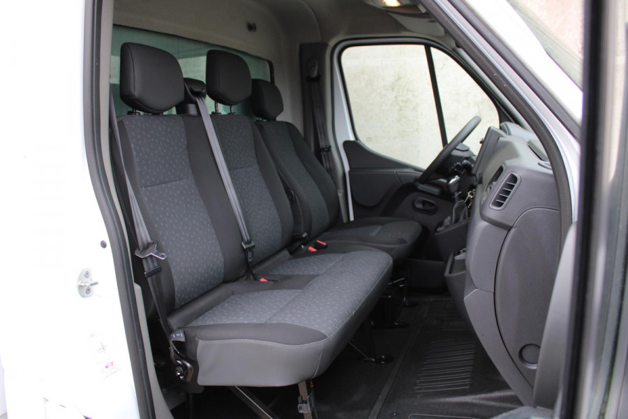 Opel Movano 2.3 Turbo Bakwagen zonder laadklep*3 zitplaatsen*Navigatie*Apple Carplay/Android Auto*Achteruitcamera*Treeplank