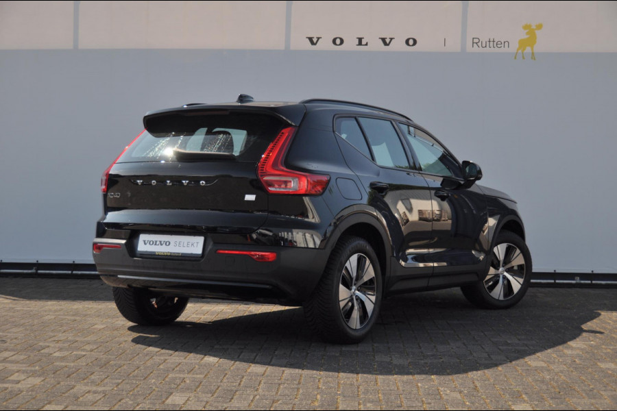 Volvo XC40 T4 211PK Recharge R-Design / Adaptieve cruise control/ BLIS/ Trekhaak/ Navigatie/ Climate control/ Apple CarPlay/ Bluetooth